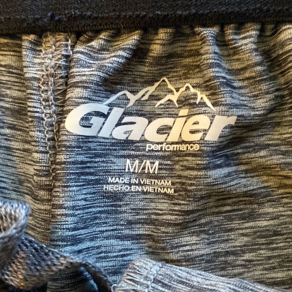 Lot of two… joggers - Picture 3 of 4